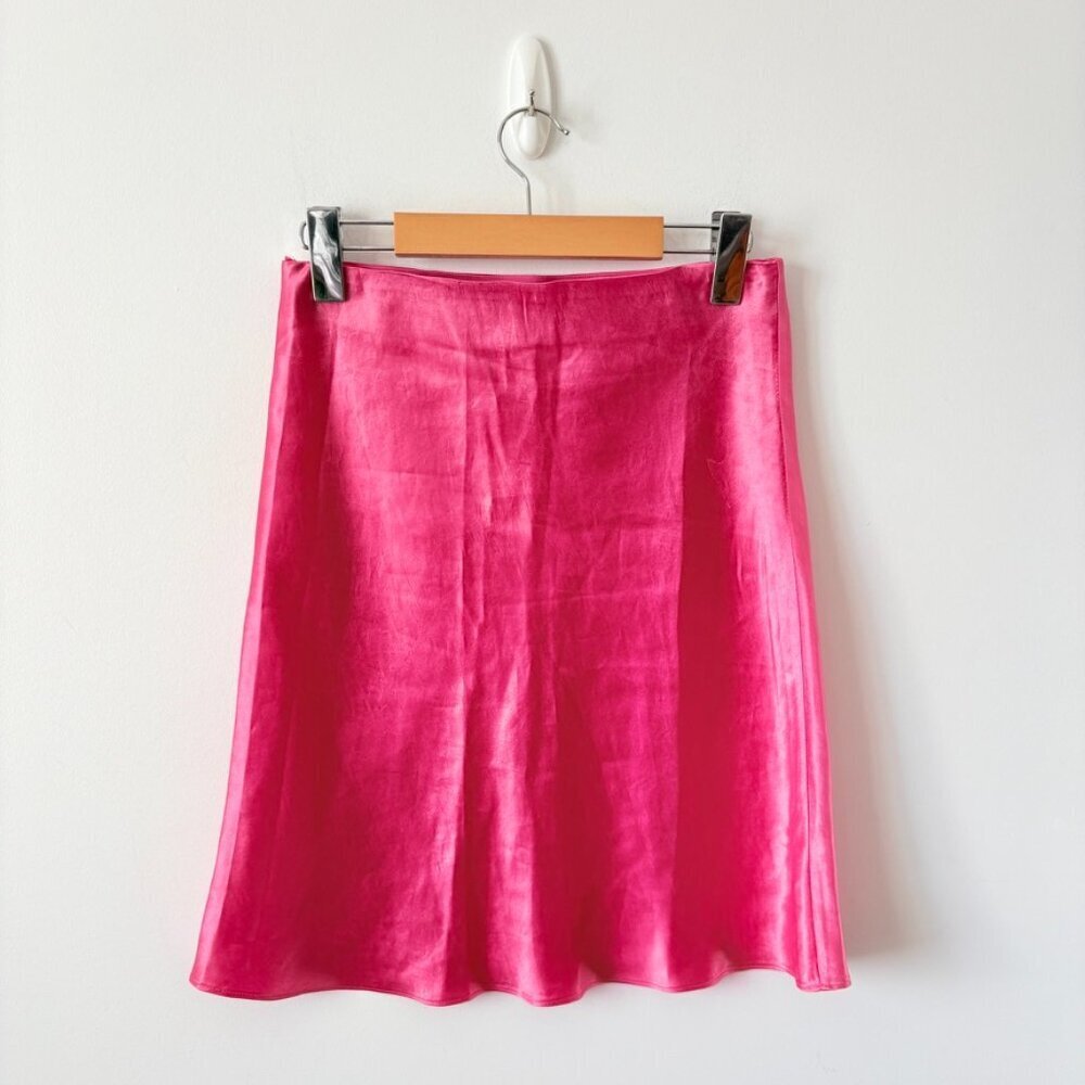 Aritzia Babaton Slip Satin Mini Skirt Bright Pink Size 6 - Picture 2 of 6